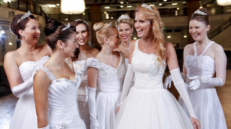 Well-dressed debutantes attended 3rd Russian Debutante Ball (9)