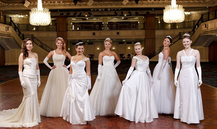 Well-dressed debutantes attended 3rd Russian Debutante Ball (5)