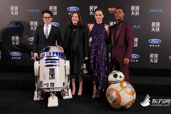 Cast members of Star Wars: The Force Awakens meet Chinese fans in Shanghai (3)