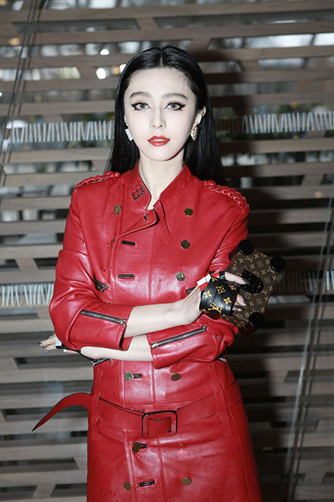 Chinese stars appear during 2016 Fall/Winter Paris Fashion Week
