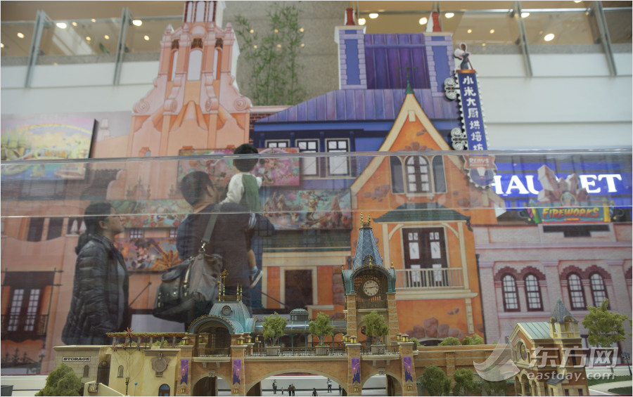 Shanghai Disney Resort Themed Show: Feast Your Eyes on World of Fantasy (9)