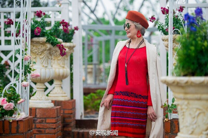 In pics: Chinese grandmas in fashionable clothes (2)