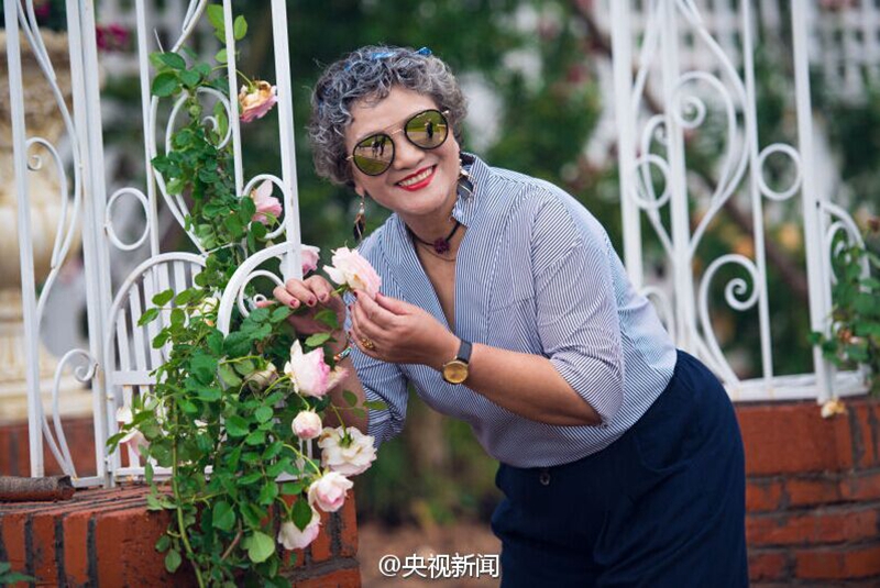 In pics: Chinese grandmas in fashionable clothes (4)