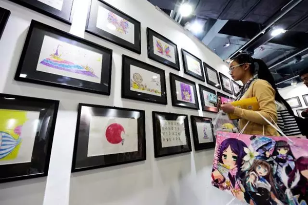 Cartoon festival attracts numerous fans during May Day Holiday (8)