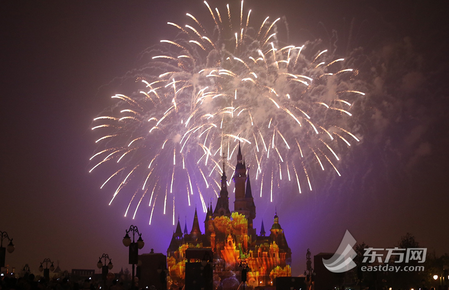 Shanghai Disneyland Opening Firework