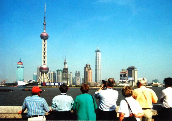 Nostalgic photos: Pudong of 18 years ago