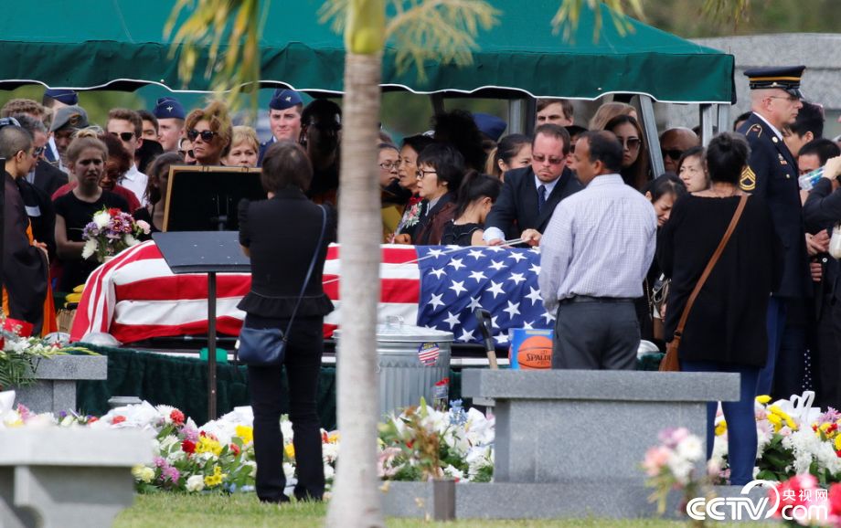 Funeral held for Florida shooting hero Peter Wang