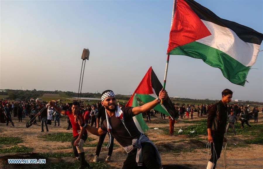 41 Palestinians injured in weekly Friday anti-Isr