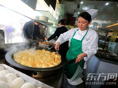 A Bite of Muslim: Delicious Food at Shanghai Yi-Xin-Zhai Restaurant