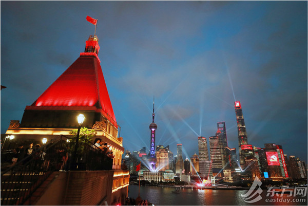 Light show lights up night sky of Shanghai to celebrate CPC centenary