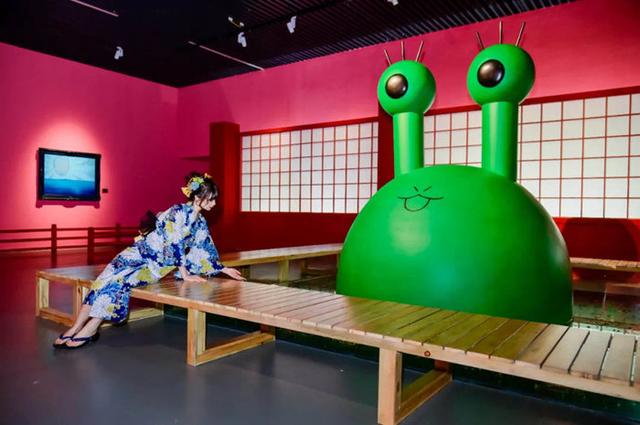 Japanese Gen Z artist’s exhibition opens