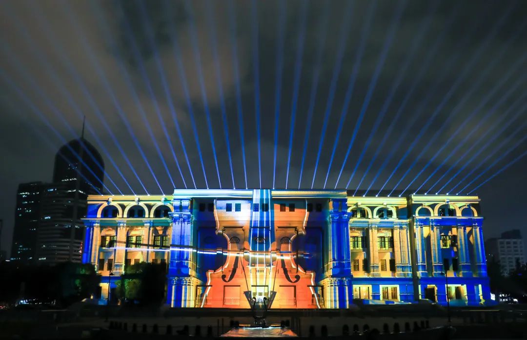 3D mapping show tells stories of Shanghai Music Hall 