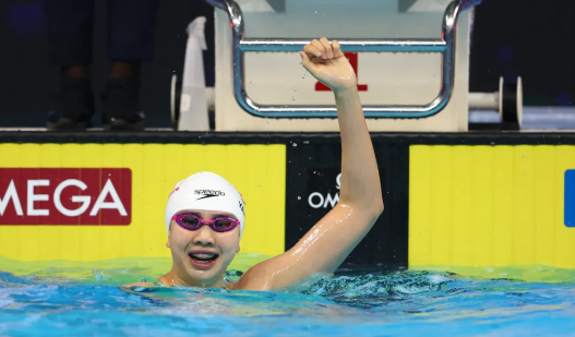 Shanghai teen breaks two Asian records at World Championships