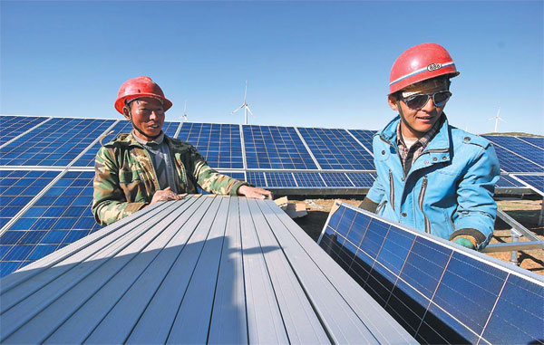 Innovative solar panels cut costs, boost efficien
